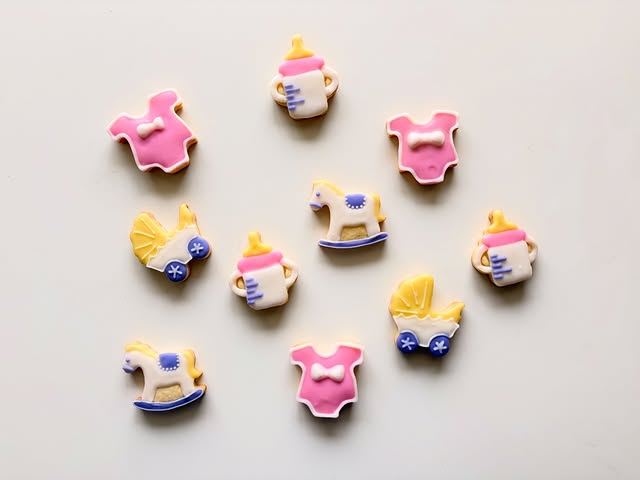 Baby shower iced cookies